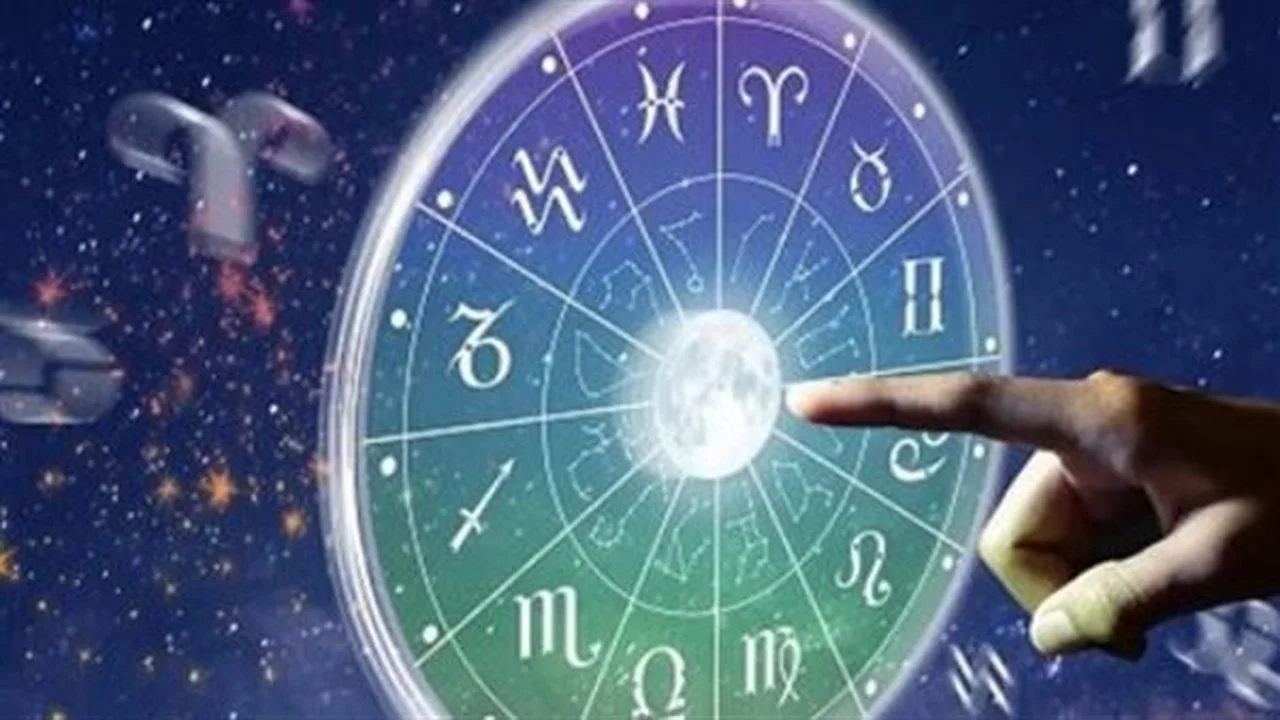 توقعات اليوم.. فرص وتحديات في الأبراج لكل علامة